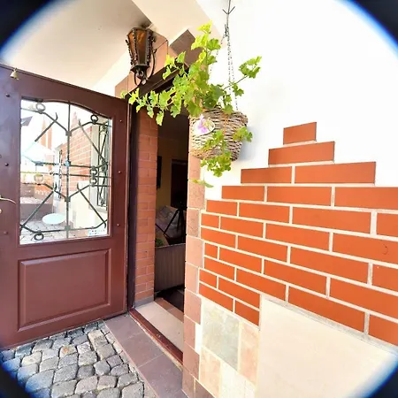 Hill Town Family Hotel 3*